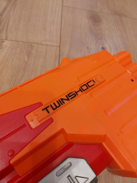 Nerf N-strike Mega Twinshock