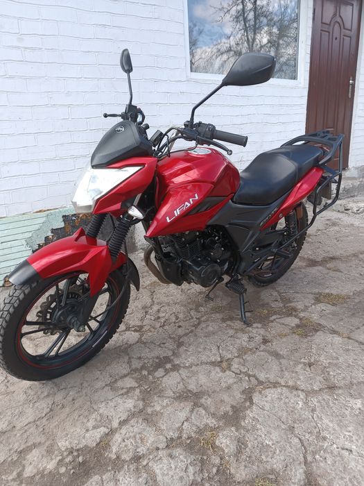 Продам мотоцикл lifan ctr 200