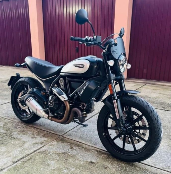 Ducati scrambler 800cc aceito propostas par vend ou troc aceito retoma