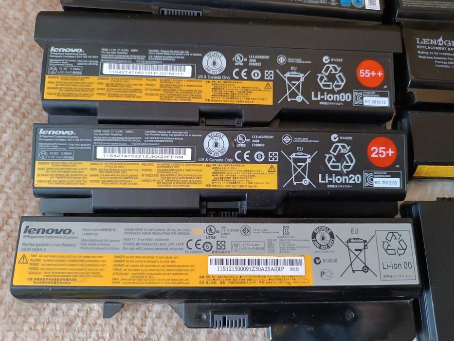 Аккумулятор батарея для ноутбуков