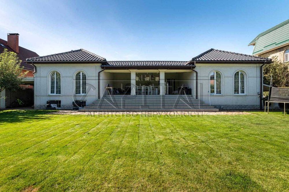 Затишний будинок для сім'ї з газом і підвалом/Гатне/10 хв Теремки