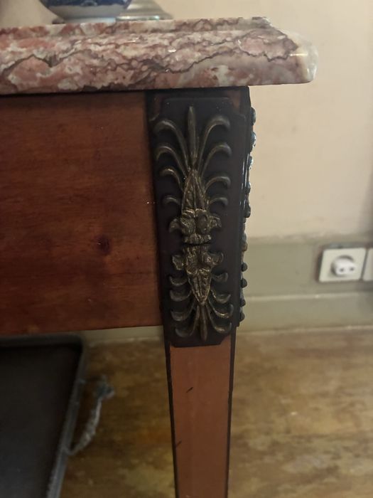 Mesa de Centro ou Apoio Antiga