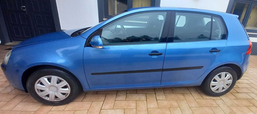 Volkswagen Golf V - Matrícula Inglesa - Ideal para Reino Unido ou Peças