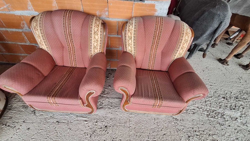 Conjunto de 2 Cadeirões