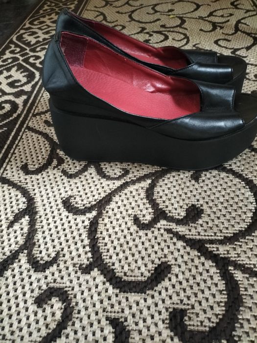Туфлі  шкіряні 39