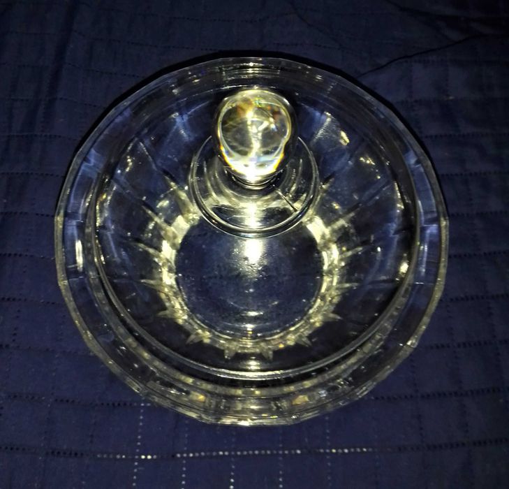 Glass candy jar423701769974589441