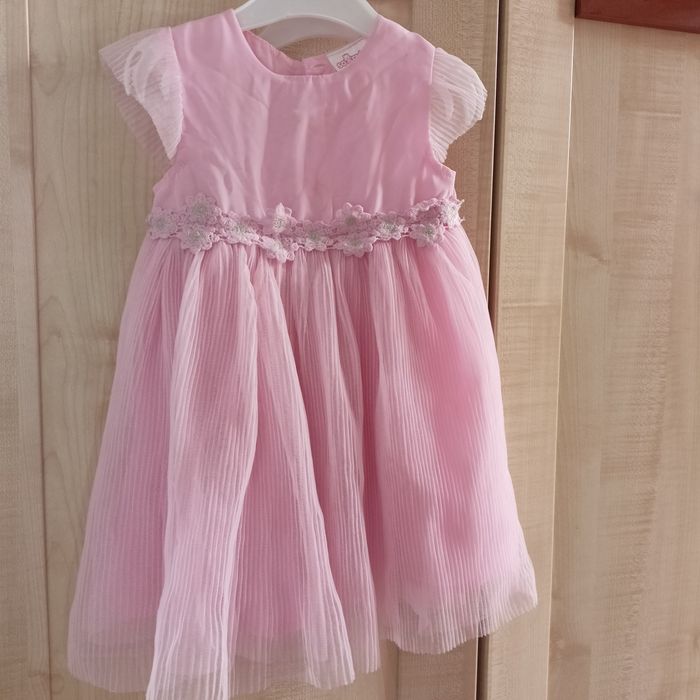 Sukienka  tiulowa  rozmiar 86