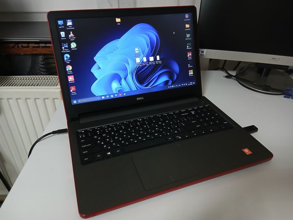 Ноутбук Dell Inspiron 5558 i3, 12Gb, NVIDIA GeForce 920