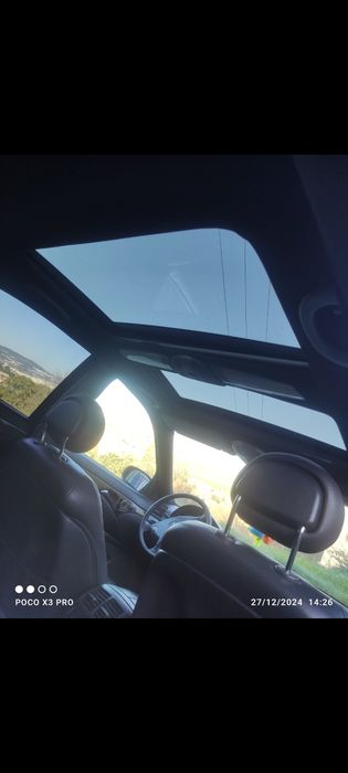 Mercedes-Benz E 320 — fotografia 9