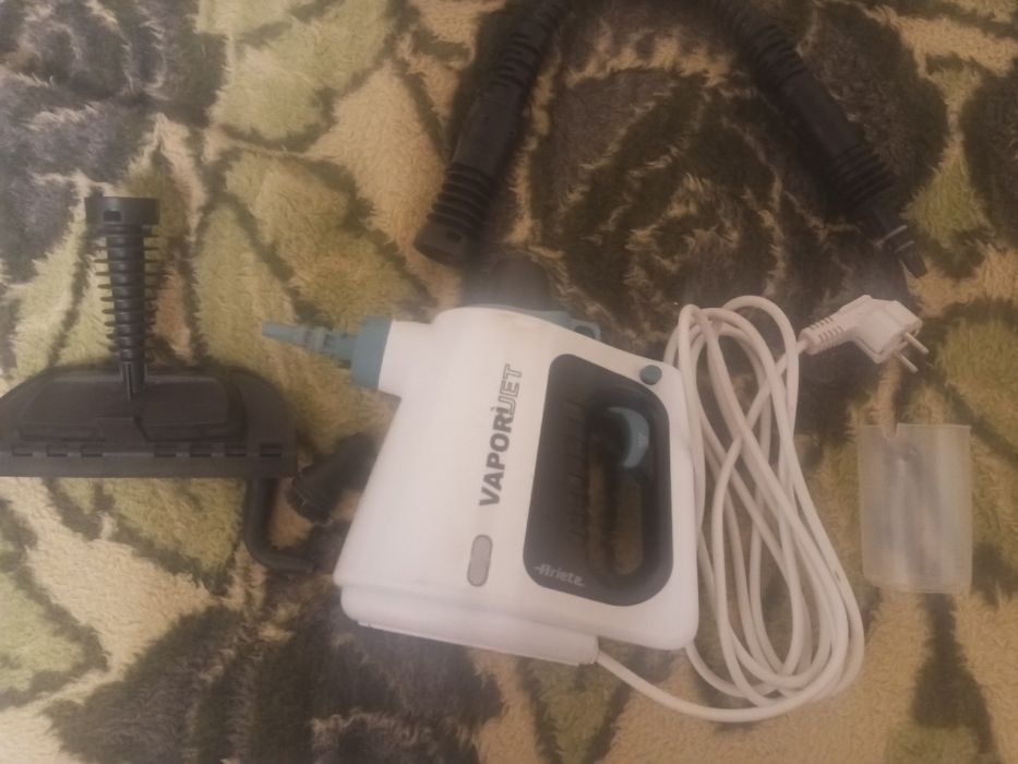 Пароочищувач Ariete VaporJet з насадками