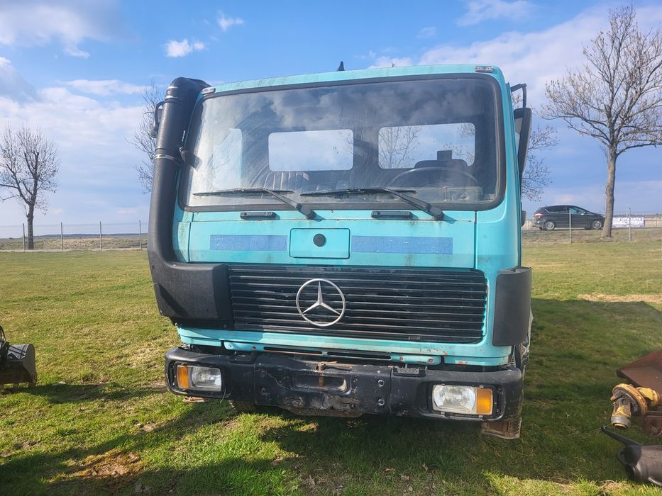Mercedes 14.14 wywrotka