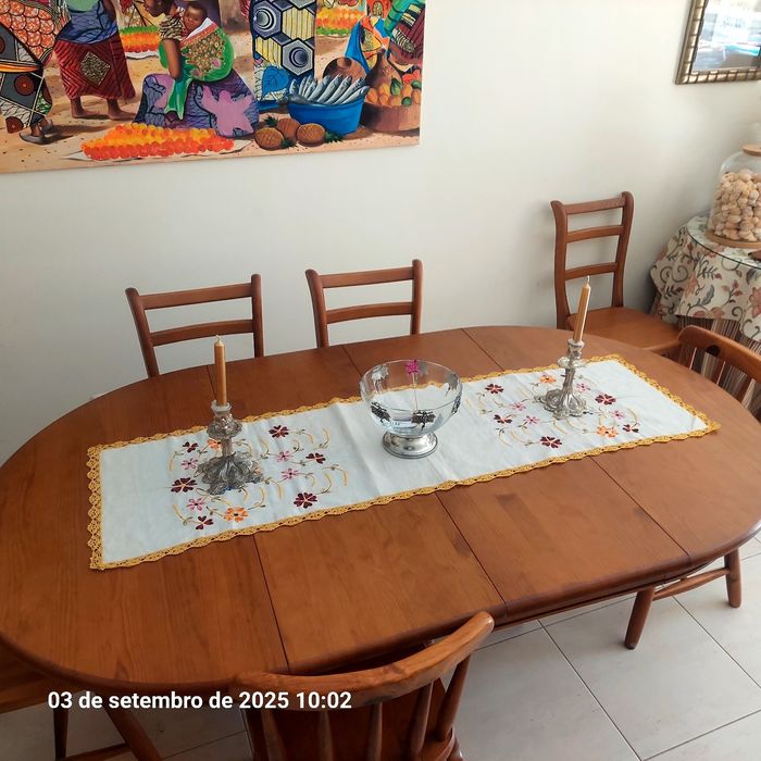 Mesa sala jantar( sem as cadeiras)
