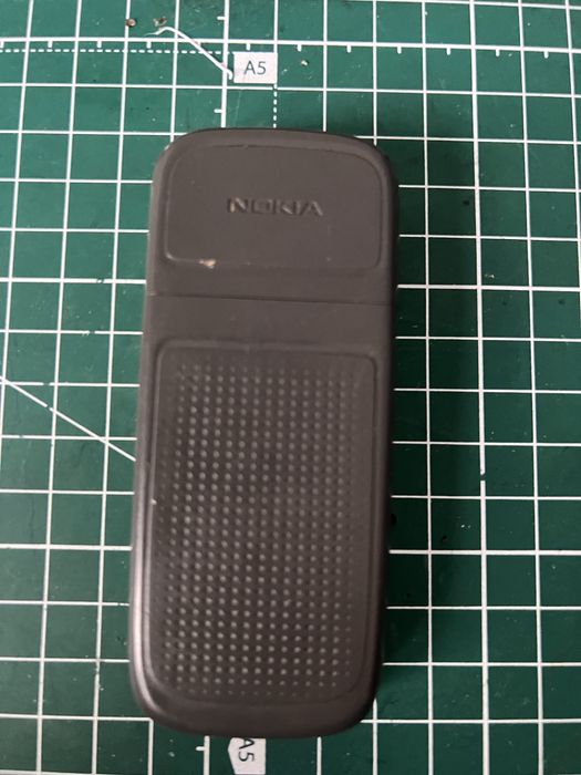 Nokia класичний кнопковий телефон робочий, з зарядкою