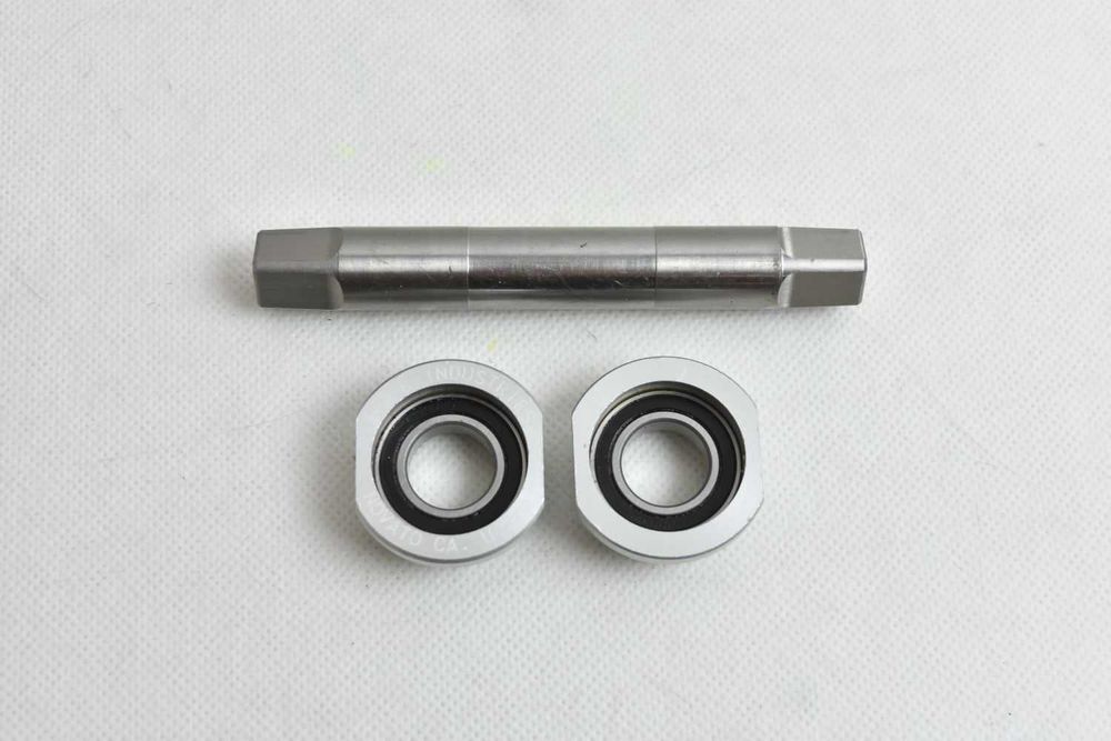 NIEUŻYWANY retro suport WHITE INDUSTRIES titanium ! BSA ! 122mm ! 151g