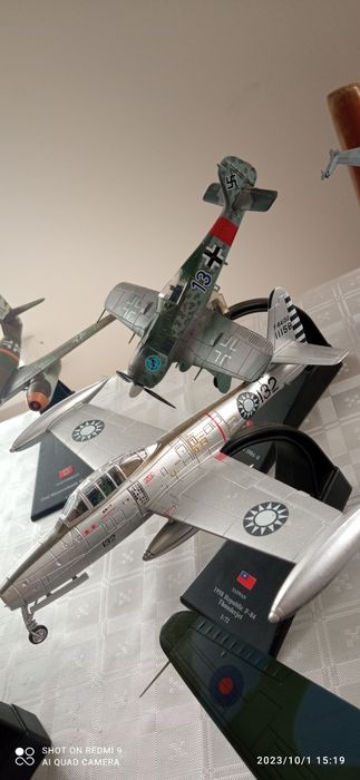 Stare Samoloty kolekcjonerskie Rydzyny • OLX.pl