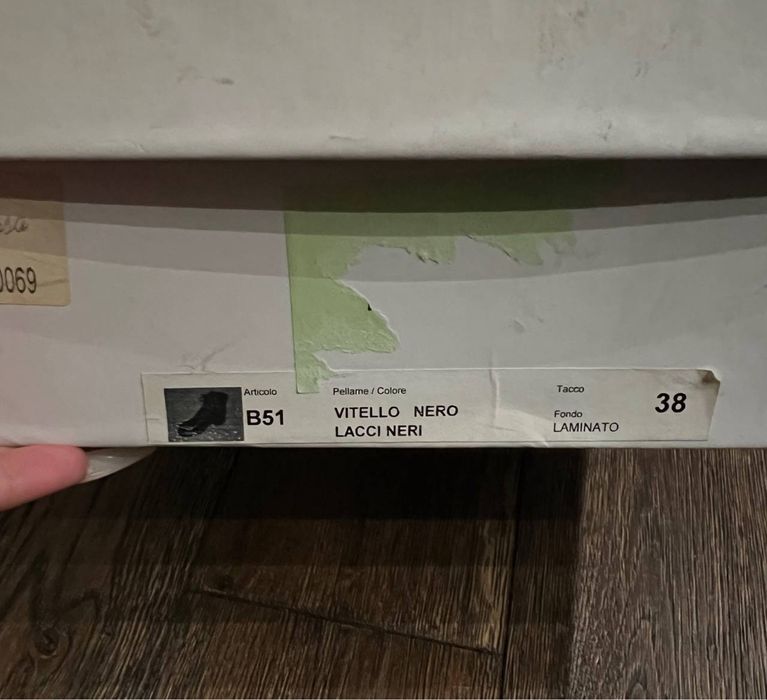 Шкіряні чоботи L’Estrosa з натуральним хутром