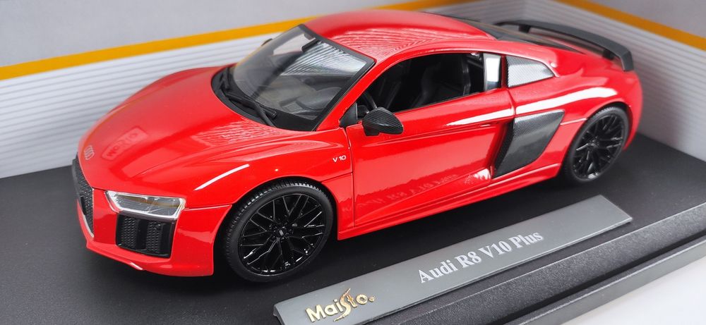 Audi R8 V10 Plus 1/18 Maisto