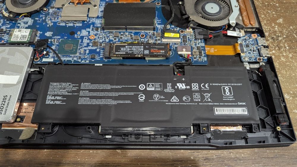 Батарея ноутбук MSI katana Gf 76 11 ud 249 pl

Читайте уважно будь-лас
