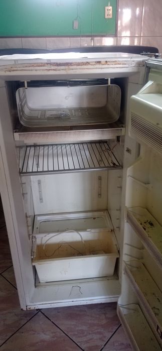 Холодильник  Днепр