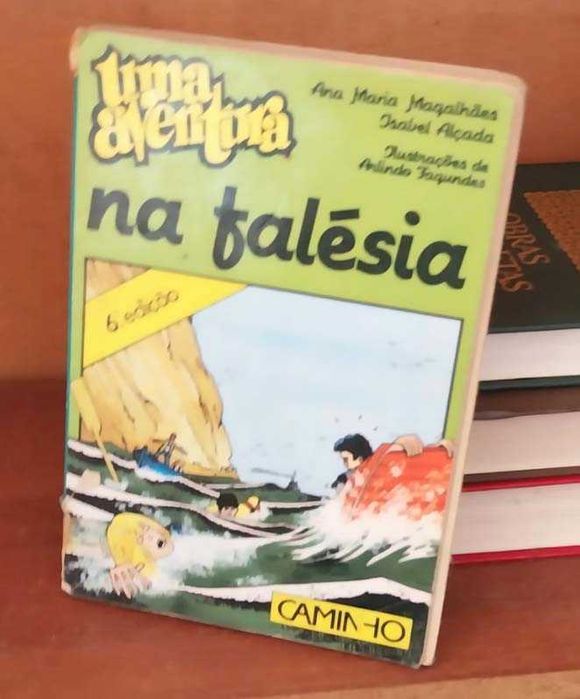Livros usados antigos