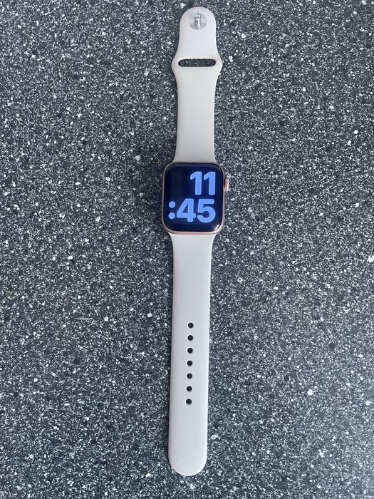 Apple Watch SE 2 gen