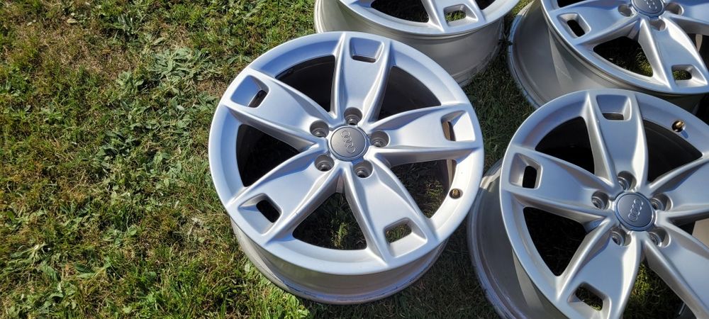 17" Audi 5x112 A3 Golf Skoda Volkswagen Seat Oryginalne