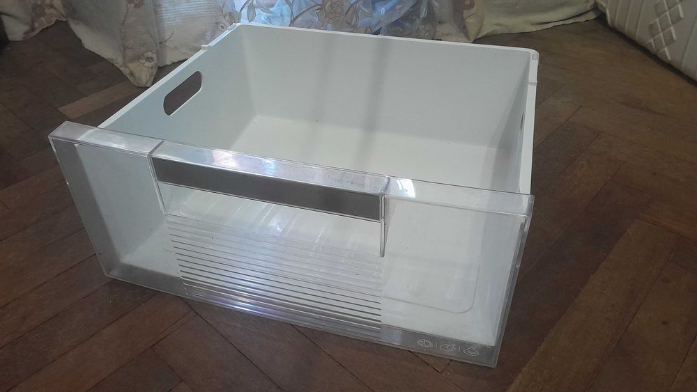 Ящик от холодильника