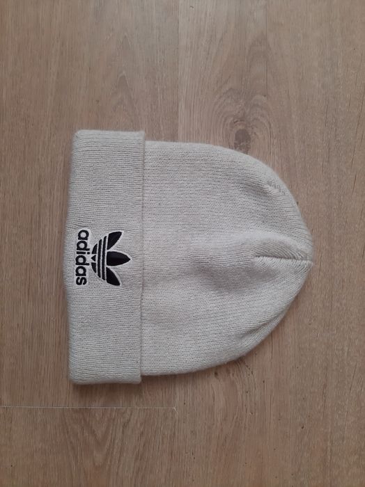 Зимняя шапка adidas оригинал