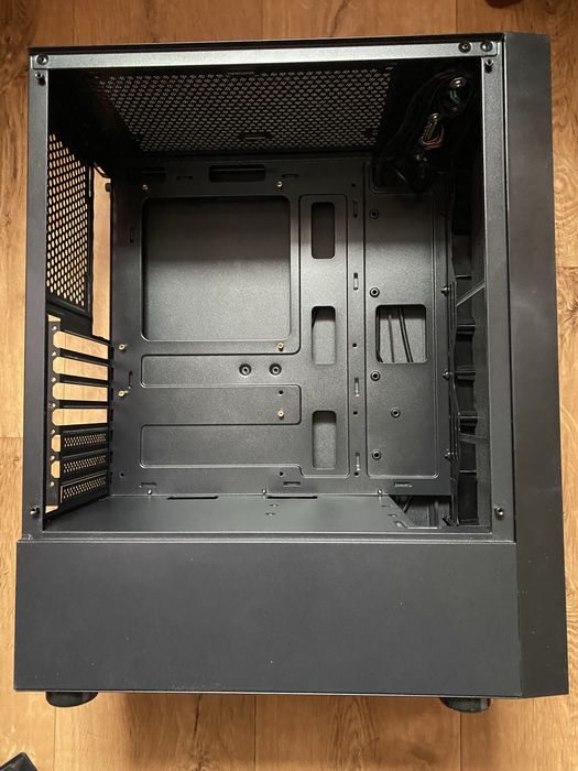 Корпус для ПК Vinga Ghost