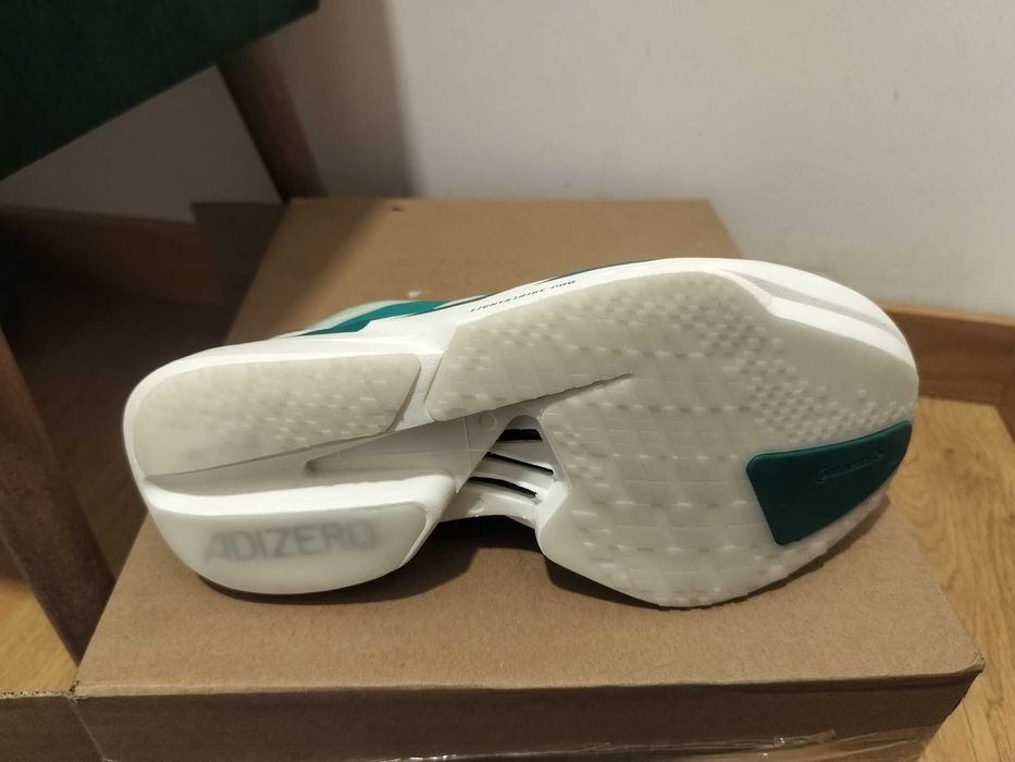 Sapatilhas adidas novas