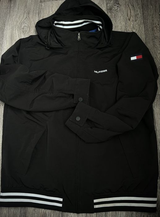 Бомбер Tommy Hilfiger Hooded Nylon Windbreaker Jacket Originals