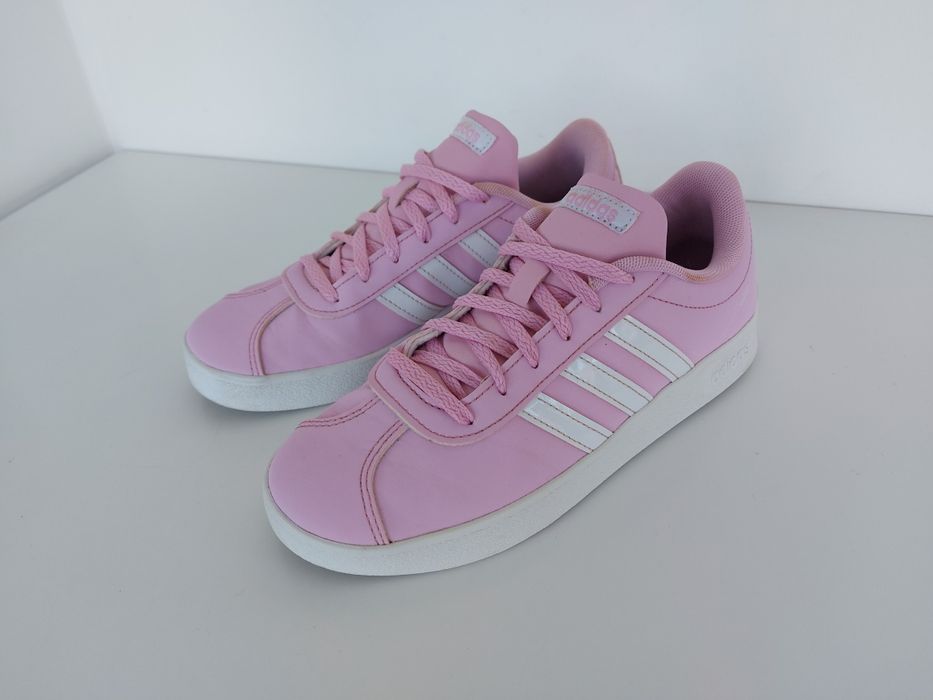 Buty trampki Adidas w rozmiarze 37 1/2