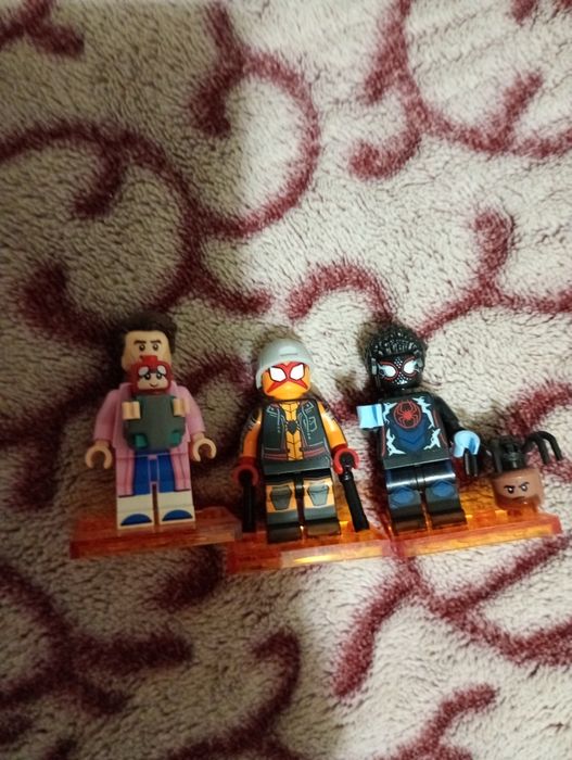 Мініфігурки лего