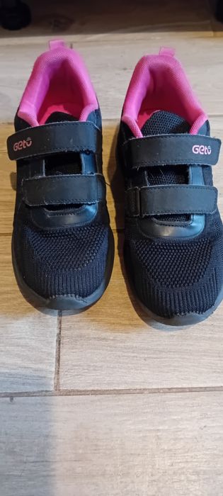 Buty sportowe lekkie wygodne dziewczęce