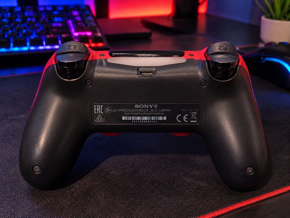 Comando PS4 DualShock 4 Original Sony – Vermelho/Preto