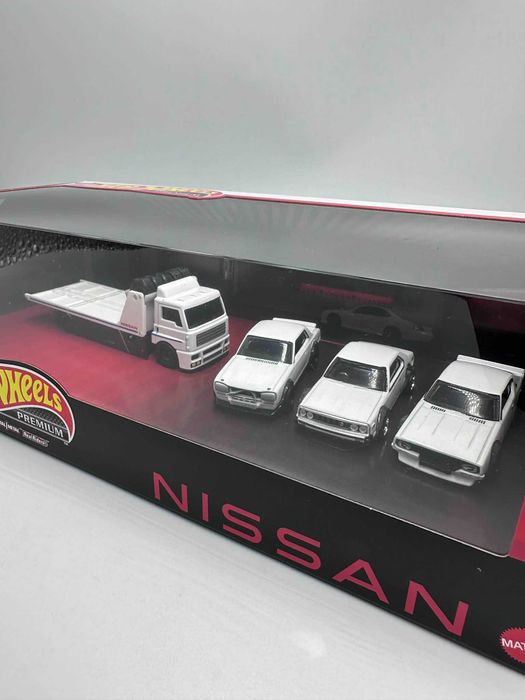 Hot Wheels set zestaw NISSAN 4 autka HKC16 NOWE GMH39-979P NOWY