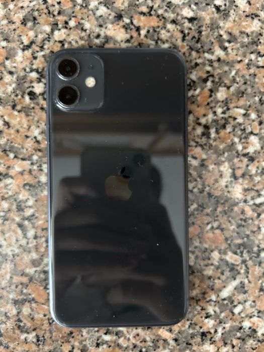 iPhone 11.