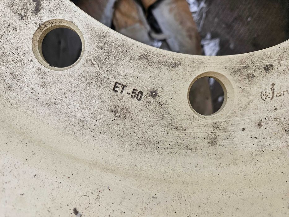 Felga 24.00x26.5 ET - 50  10 Otworów Nowa