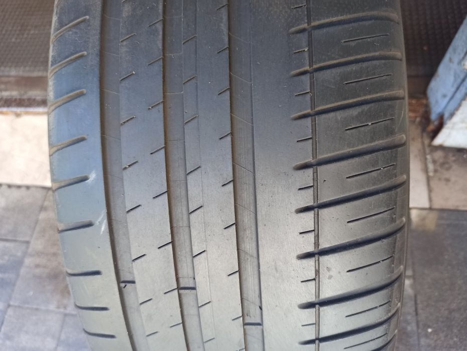 Продам ОДНО колесо 245/45 R19 Michelin Pilot Sport 3