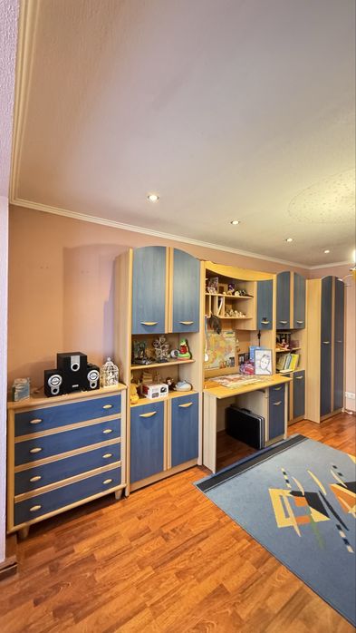 Продаж 4-кімнатної квартири, мкр-н Підгоряно