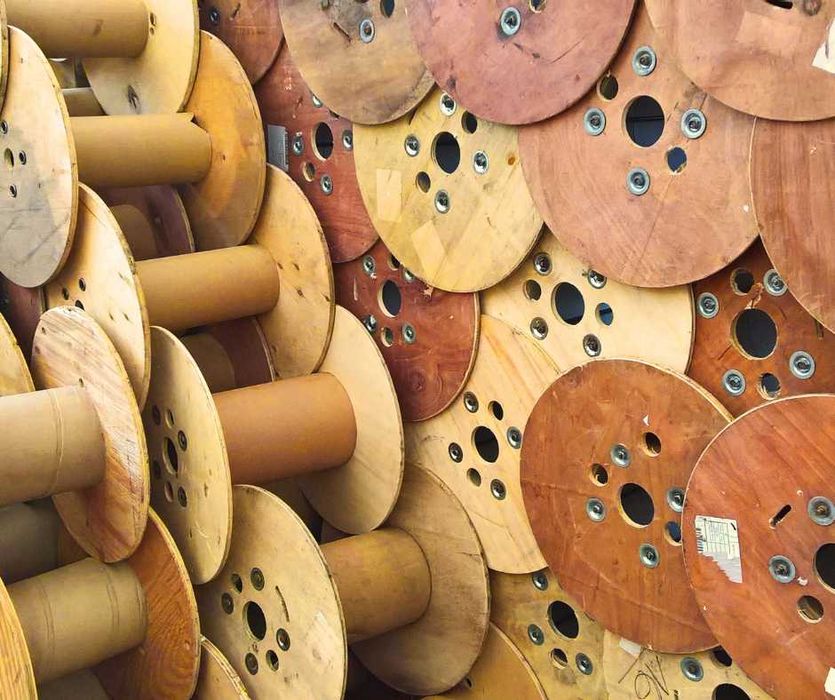 Bębny kablowe szpule do kabli bębny drewniane bębny do nawijania kabli