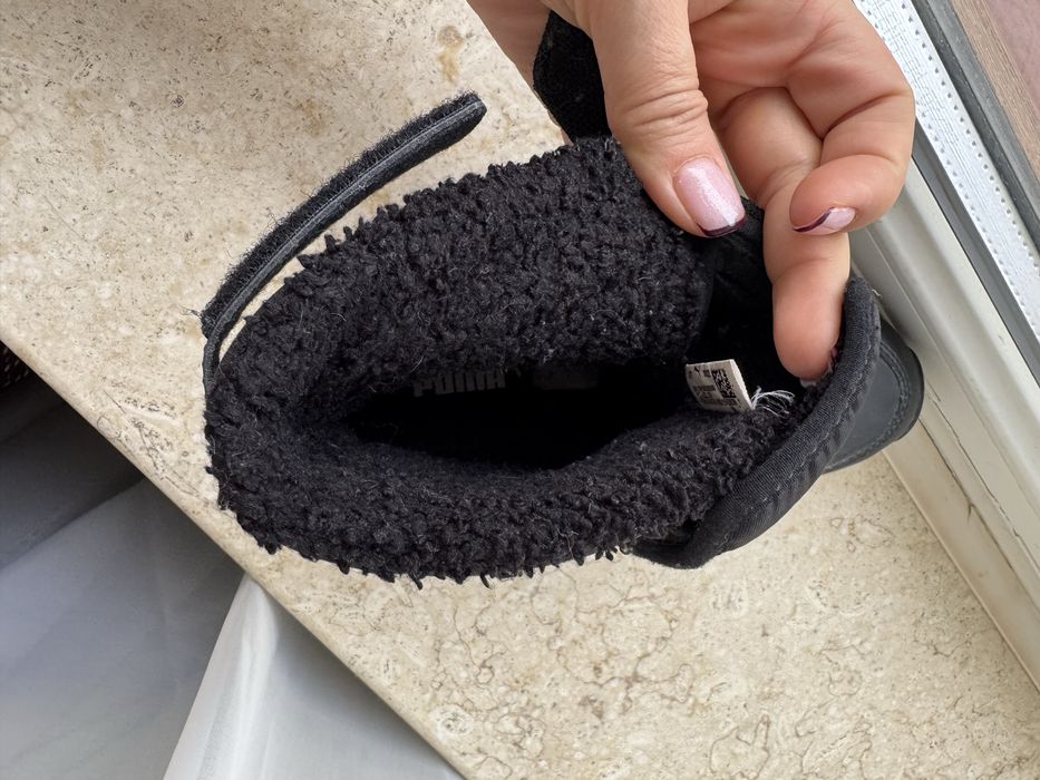 Продаю зимові чоботи Puma