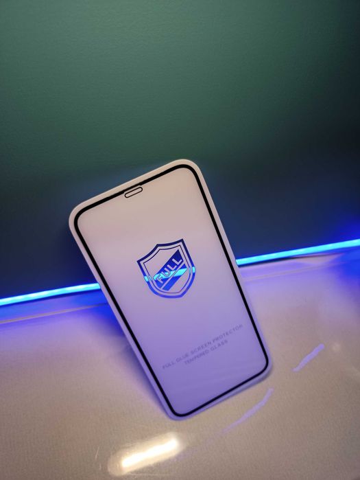 Захисне скло iPhone 16  Скло iPhone 17  Преміум, олеофобне, доставка