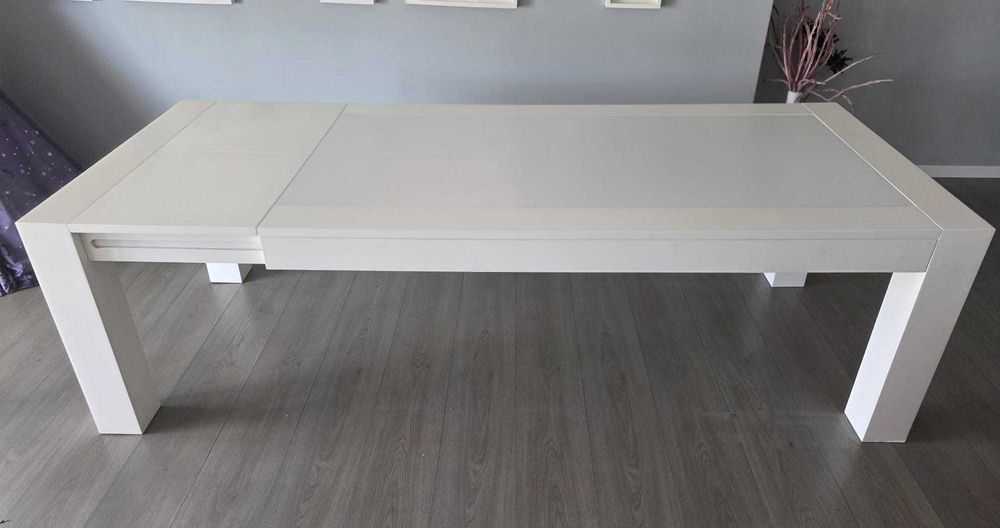 Mesa de Jantar Lacada Branca extensivel