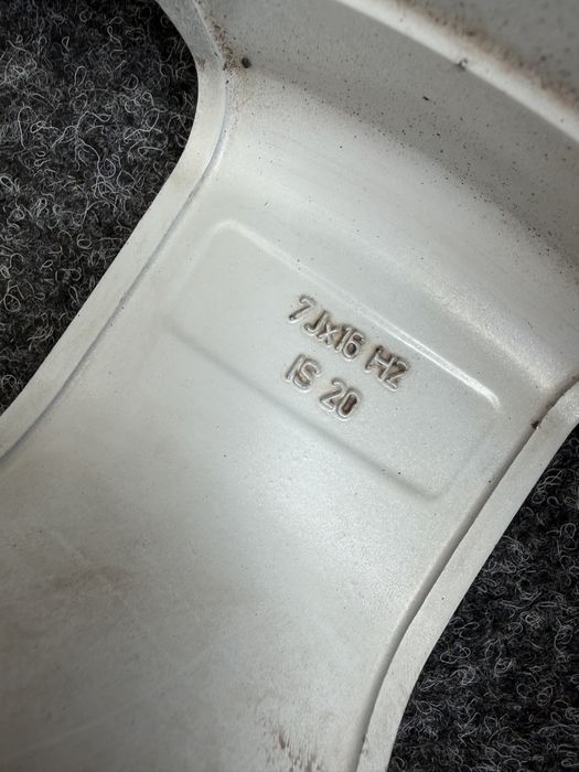 Диски R16 5/120 BMW E60 E38 E90 E36 F10 VW T5 T6 Opel Vivaro Renult