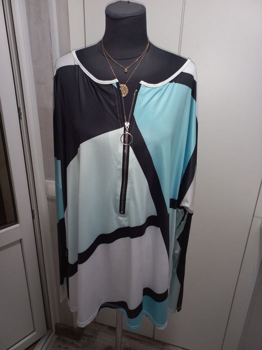 Чудова туника, блузон! Розмір 66-70!