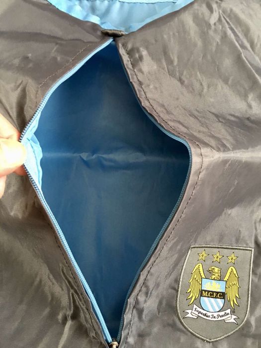 Нова сумка-рюкзак Manchester City