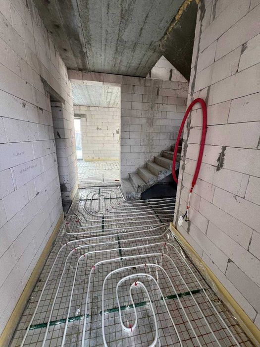 Продається зданий дуплекс з наповненням у Крихівцях.