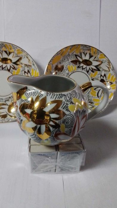 Сервіз "Золоті ромашки"