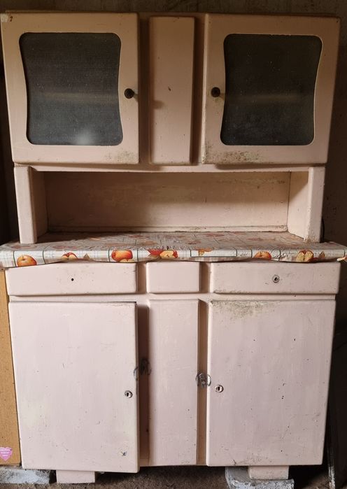 Kredens kuchenny PRL do renowacji stan bdb